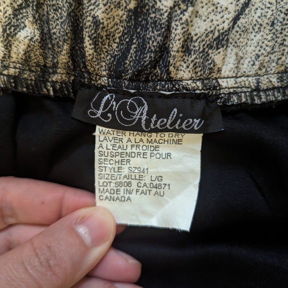 Vintage Skirt - Picture 2 of 3